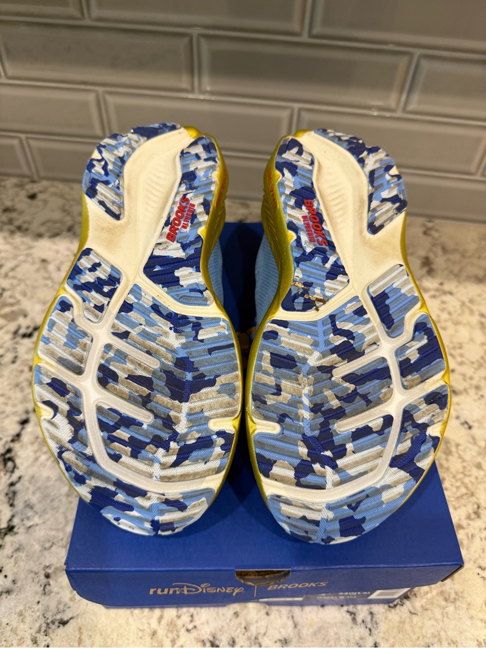 *Run Disney* Brooks Glycerin 23 RunDisney Genie sneakers - Picture 6 of 9